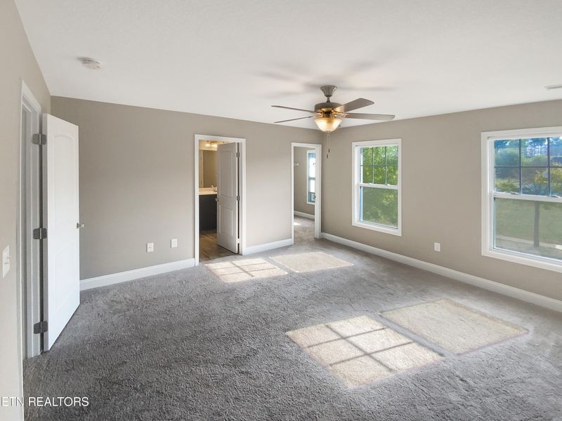 145 Hackberry St, Oak Ridge, TN 37830