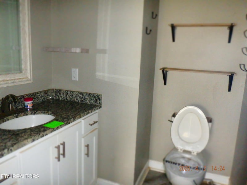 145 Harper Ln, Crossville, TN 38555