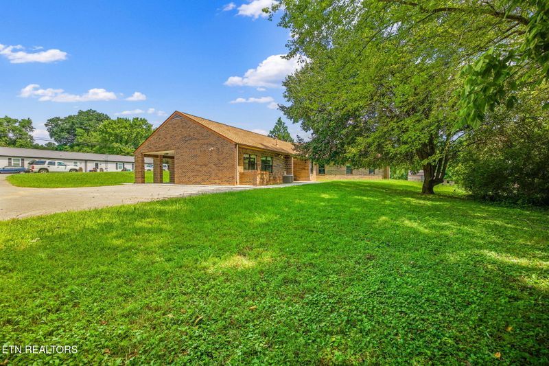 145 Latimer Rd, Oak Ridge, TN 37830