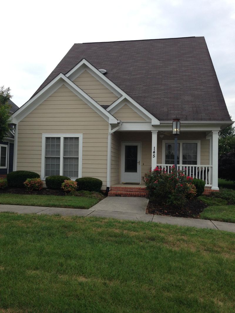 145 Liberty Ct, Oak Ridge, TN 37830