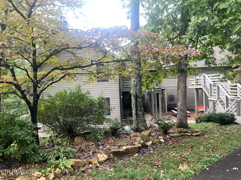 145 Moytoy Rd #103, Crab Orchard, TN 37723