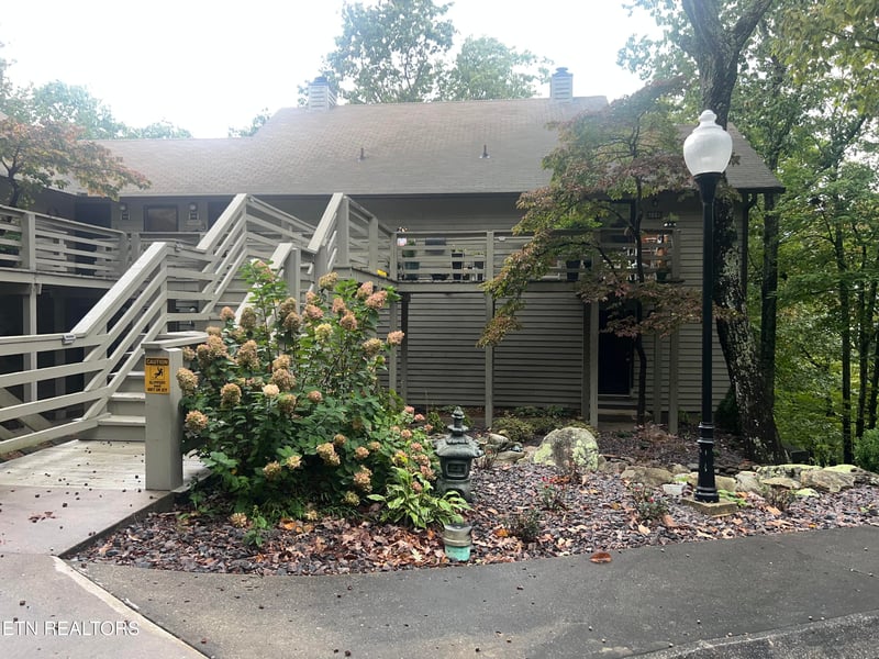 145 Moytoy Rd #103, Crab Orchard, TN 37723
