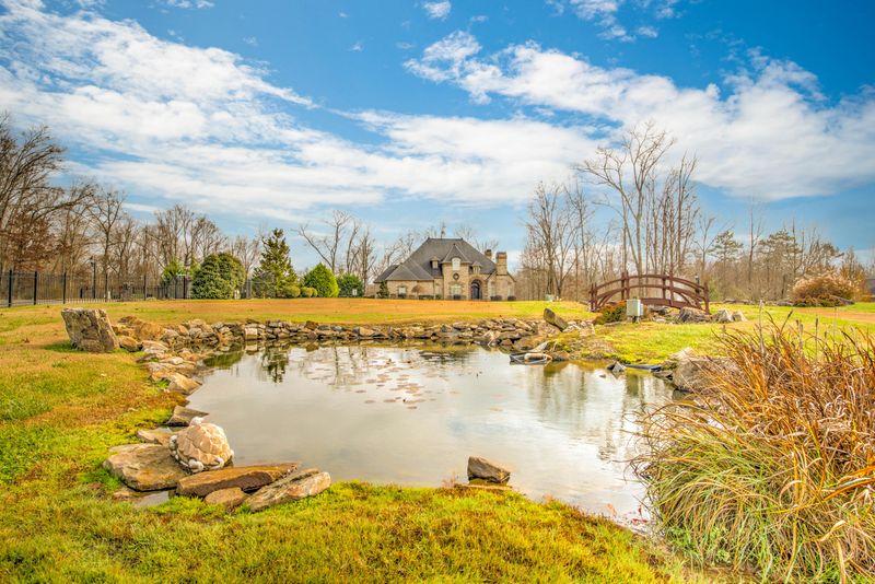 145 Rock Bridge Greens Blvd, Oak Ridge, TN 37830