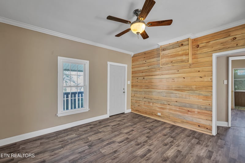 145 Shady Grove Rd, Lancing, TN 37770