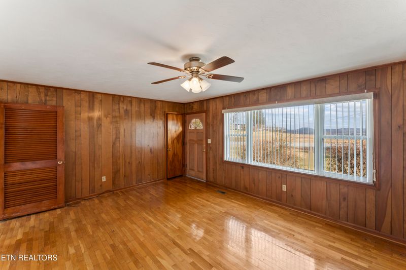 145 Short St, Kingston, TN 37763