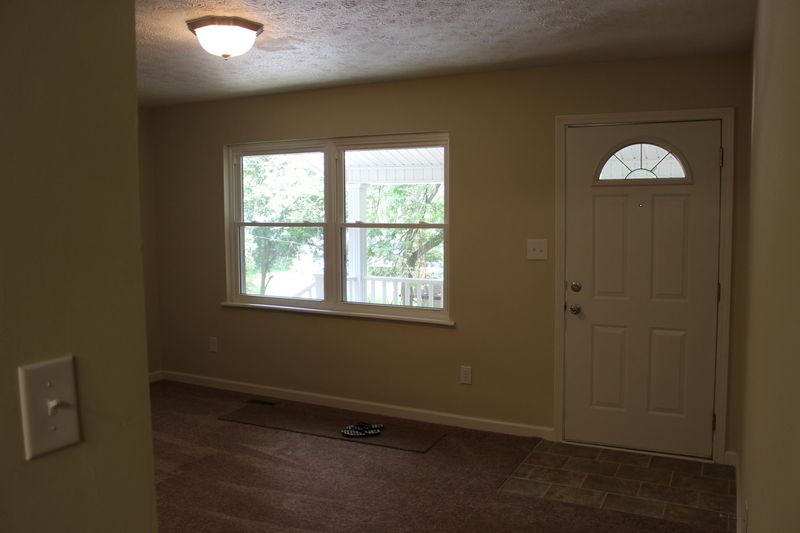 145 South St, Jacksboro, TN 37757