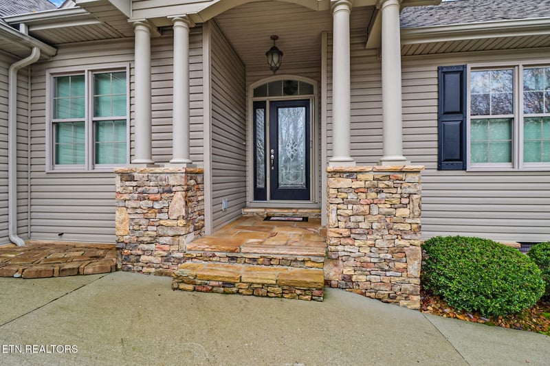 145 Trentwood Dr, Fairfield Glade, TN 38558