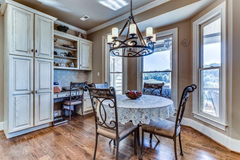 145 Volunteer Ln, Vonore, TN 37885