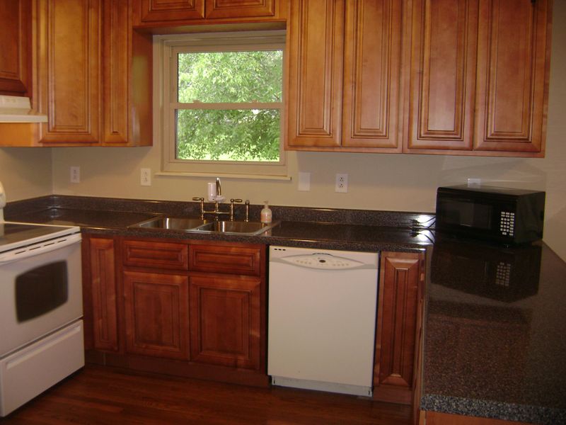 145 Woody Meadow Dr, Kingston, TN 37763