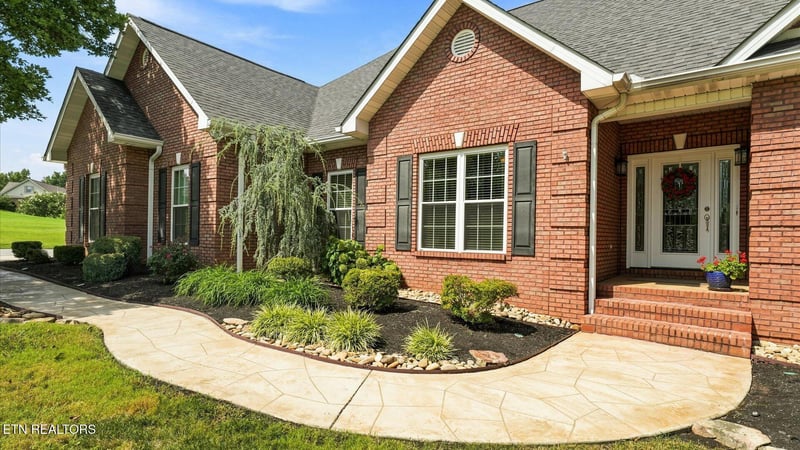 1450 Saint Ives Blvd, Alcoa, TN 37701