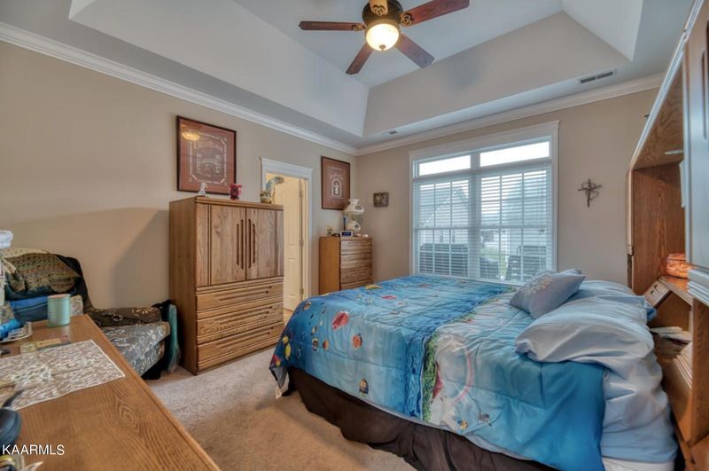 1451 Avery Ln, Sevierville, TN 37862