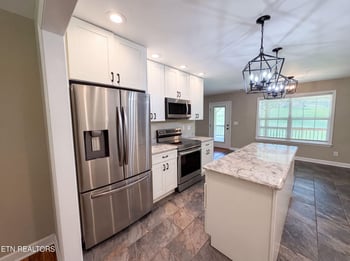 1452 Kingston Hwy, Kingston, TN 37763