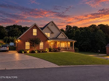 1452 Landmark Blvd, Sevierville, TN 37862