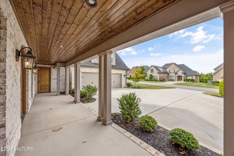 1452 Turning Leaf Ln, Knoxville, TN 37922