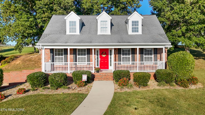 1452 Windfield Dr, Morristown, TN 37813
