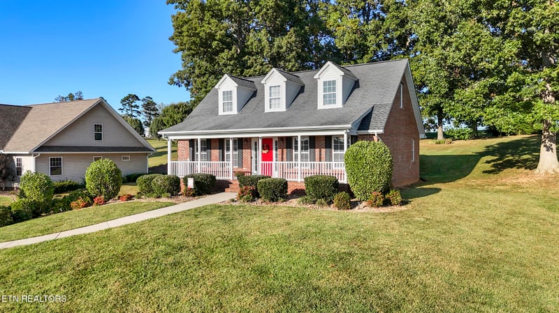 1452 Windfield Dr, Morristown, TN 37813