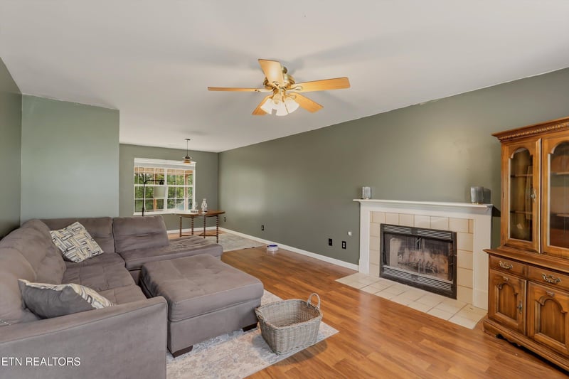 1454 Carrie Belle Dr, Knoxville, TN 37912