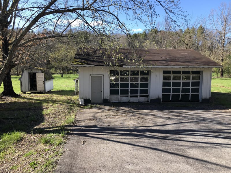 1454 Wears Valley Rd, Sevierville, TN 37863