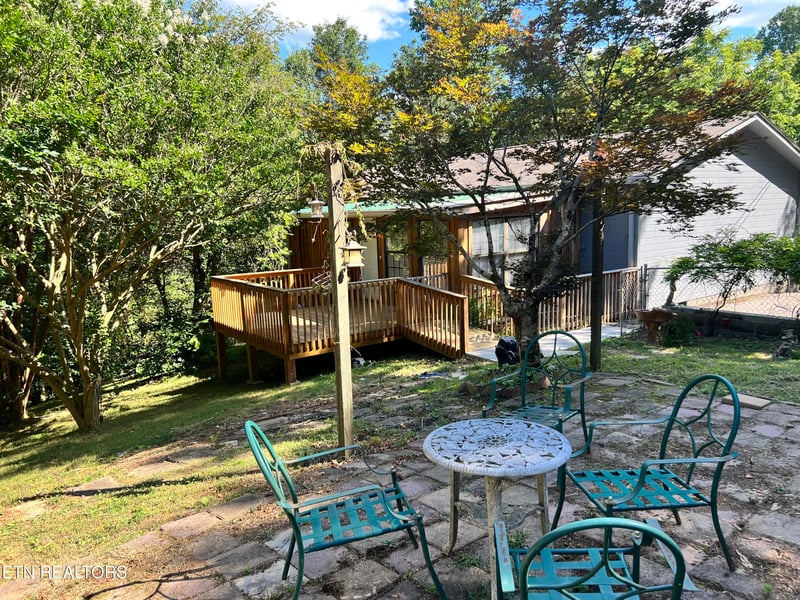 1455 Davis Chapel Rd, Lafollette, TN 37766