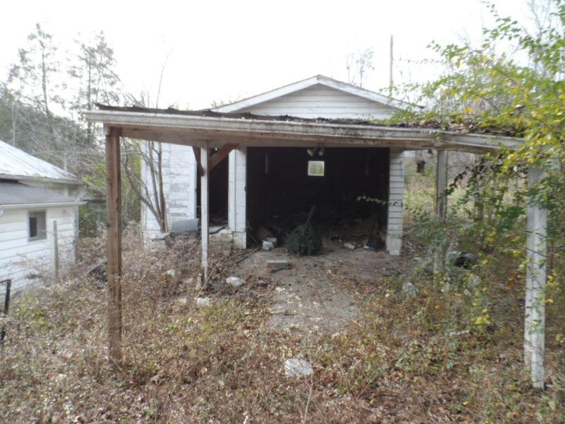 1455 Webster Rd, Harriman, TN 37748