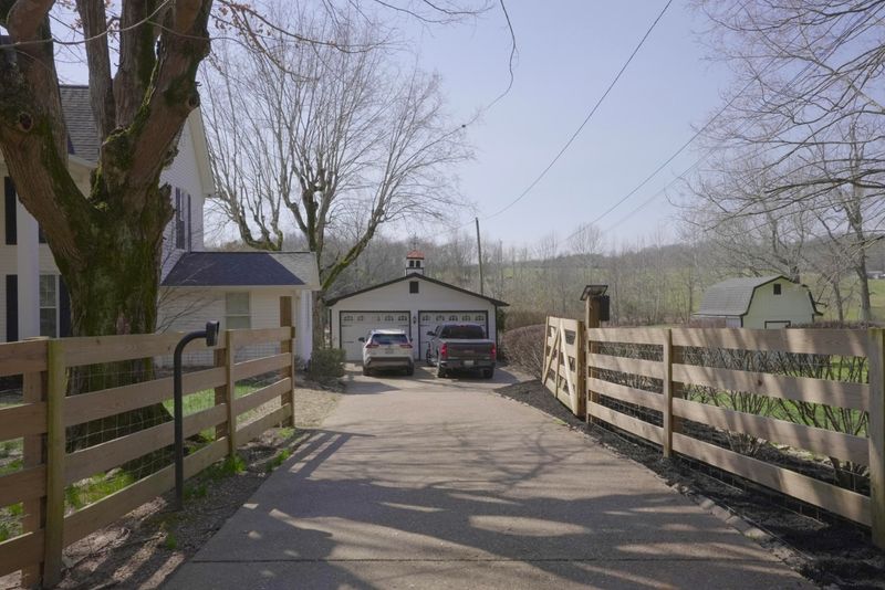 1456 Athens Pike, Etowah, TN 37331