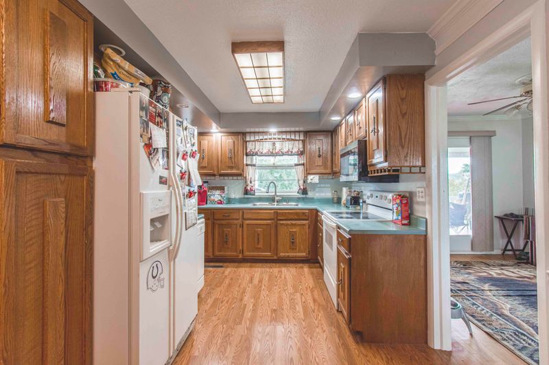 1456 De Vault St, Morristown, TN 37814