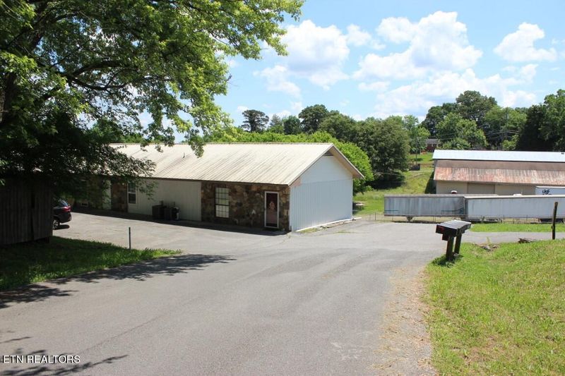 146-147 Mary Lee Dr, Seymour, TN 37865