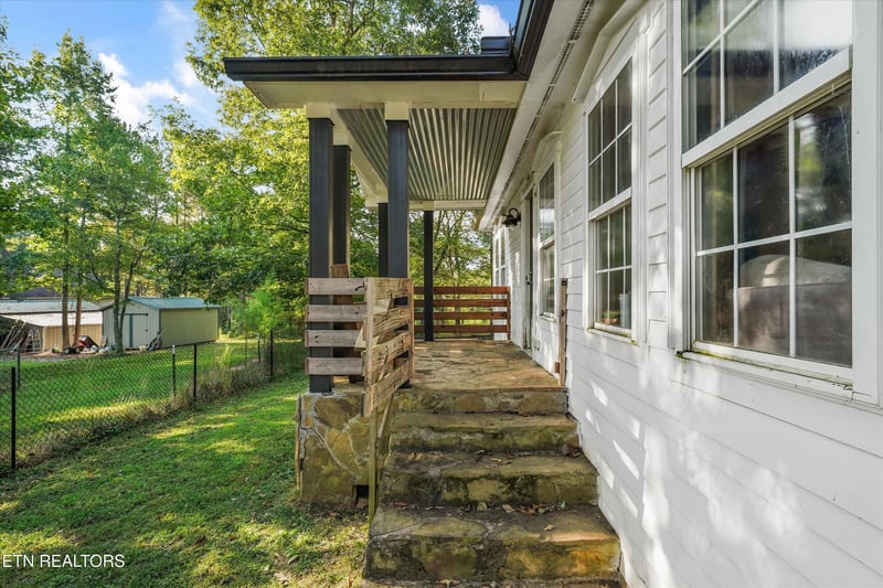 146 County Road 677, Riceville, TN 37370