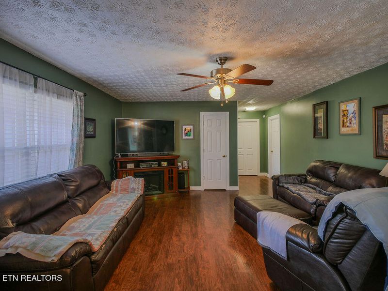 146 County Road 722, Athens, TN 37303