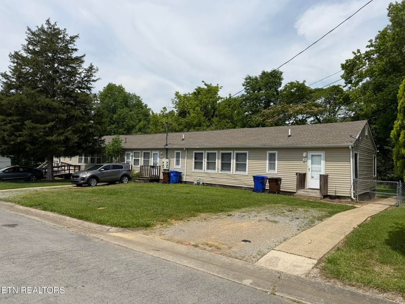146 Lancaster Rd, Oak Ridge, TN 37830