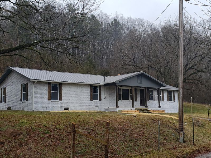 146 Main Hollow Rd, Philadelphia, TN 37846