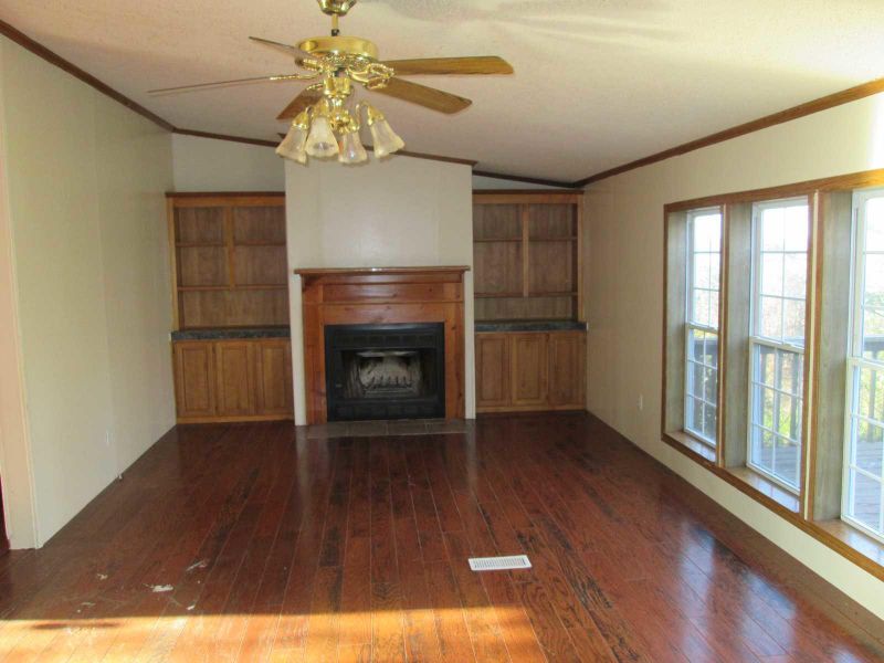 146 Millsaps Rd, Vonore, TN 37885