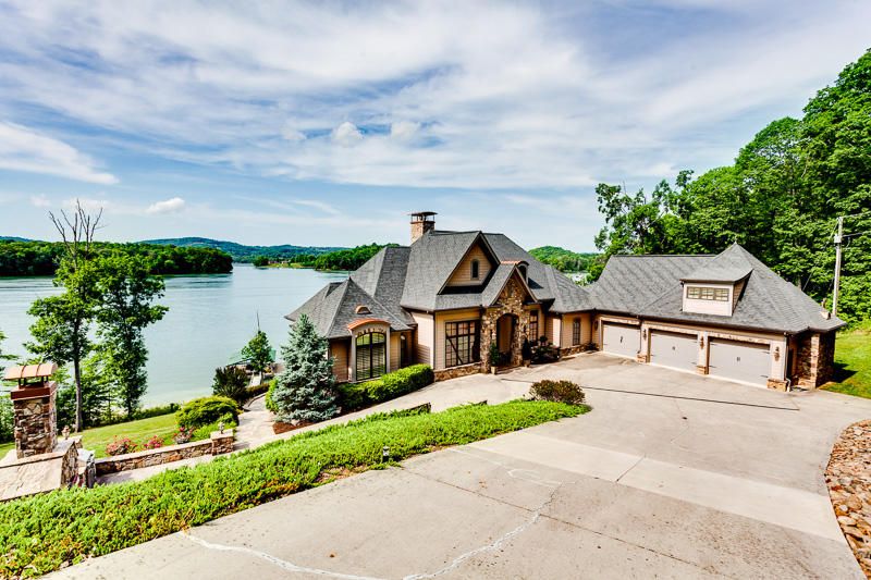 146 S Cove Rd, Maynardville, TN 37807