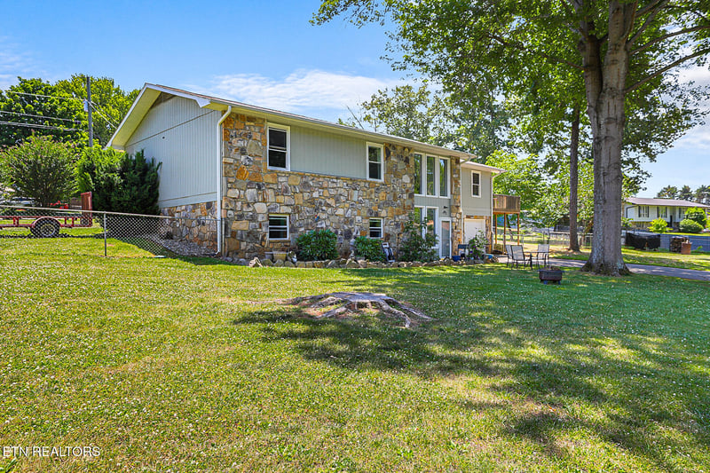 146 Vanderview Dr, Seymour, TN 37865