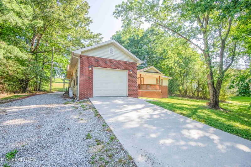 146 Wright Dr, Helenwood, TN 37755
