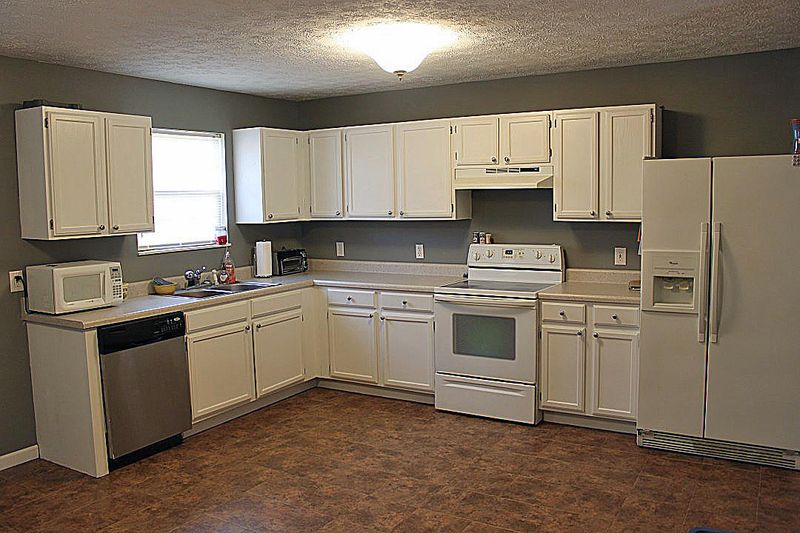 1460 Dewberry Ln, Sevierville, TN 37862