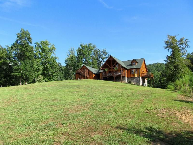 1460 Indian Shadows Dr, Ten Mile, TN 37880