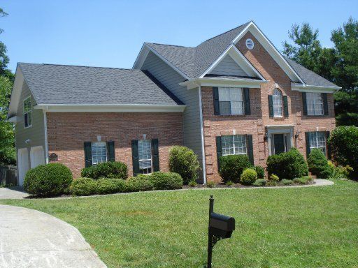 1460 Knightsbridge Dr, Knoxville, TN 37922