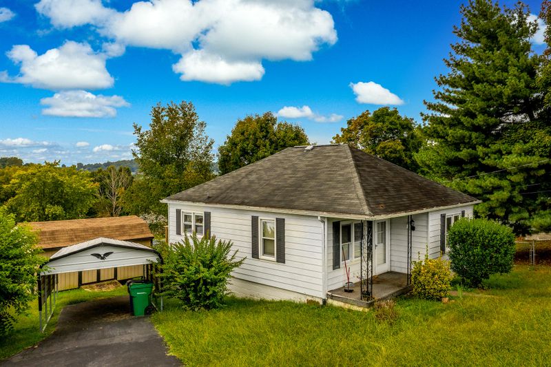 1460 Willow St, Morristown, TN 37814