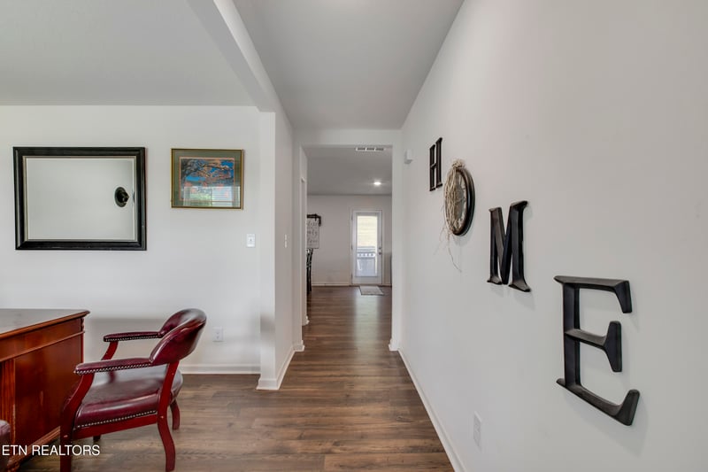 1466 Housley Dr, Athens, TN 37303