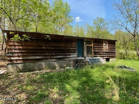 1469 Newcomb Hollow Rd, Sevierville, TN 37862