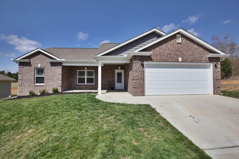 147 Cornerstone Cir, Clinton, TN 37716