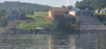 147 Docks Of The Bay Dr, Harriman, TN 37748