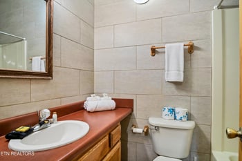 147 Tolliver Tr, Townsend, TN 37882