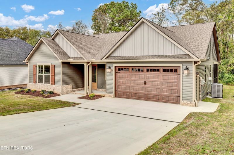147 Utsesti Way, Loudon, TN 37774