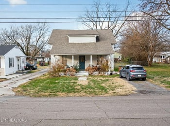 147 Waddell Cir, Oak Ridge, TN 37830