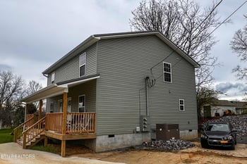 147149 Oak St, Athens, TN 37303