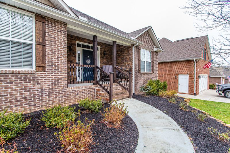 1473 Branch Field Ln, Knoxville, TN 37918