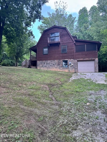 1474 Black Oak Dr, Sevierville, TN 37862