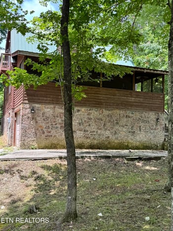 1474 Black Oak Dr, Sevierville, TN 37862